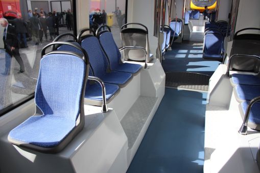 Wnętrze Durmazlara SilkWorm na targach InnoTrans 2012 w Berlinie