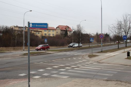Skrzyżowanie ulic Krasickiego i Murzynowskiego (4 marca 2016)
