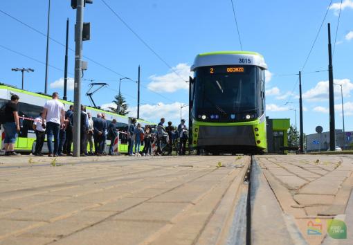 Durmazlar Panorama Olsztyn DRP5H05 #3015 na torze odstawczym za przystankiem końcowym Dworzec Główny (14 czerwca 2021)