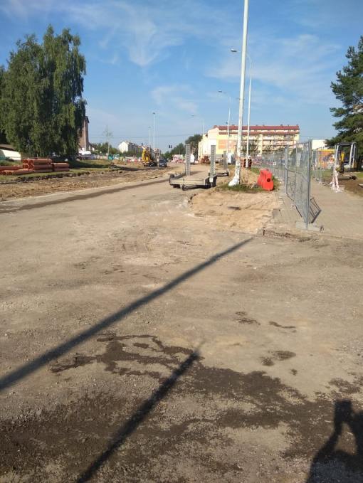 Budowa linii tramwajowej w ulicy Wilczyńskiego, w okolicach skrzyżowania z ulicą Jeziołowicza (13 sierpnia 2021)