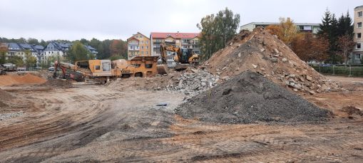 Budowa linii tramwajowej w ulicy Wilczyńskiego, w okolicach przyszłego przystanku końcowego Pieczewo (2 października 2021)