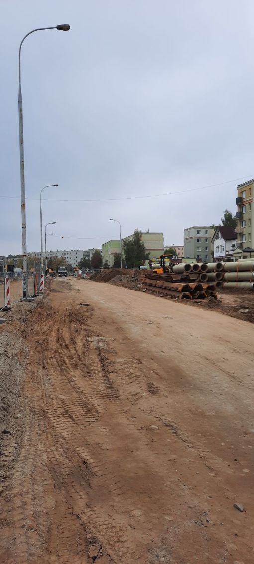 Budowa linii tramwajowej w ulicy Wilczyńskiego, w okolicach skrzyżowania z ulicami Żurawskiego i Gębika (2 października 2021)