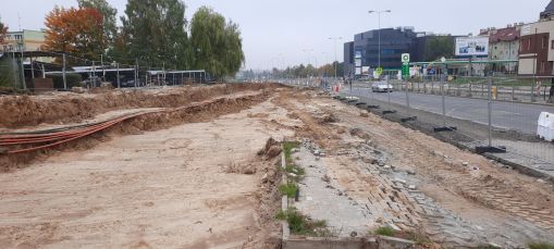 Budowa linii tramwajowej w ulicy Wyszyńskiego, między aleją Piłsudskiego a ulicą Żołnierską (2 października 2021)