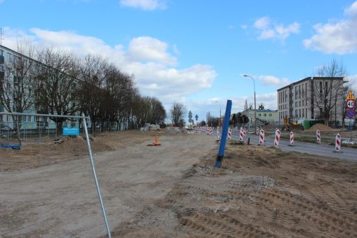 Budowa linii tramwajowej w alei Piłsudskiego, w pobliżu placu Inwalidów Wojennych (16 kwietnia 2022)