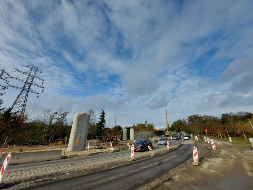 Budowa estakady tramwajowej w ulicy Synów Pułku (25 października 2022)