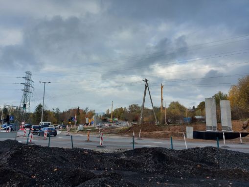 Budowa estakady tramwajowej w ulicy Krasickiego (25 października 2022)