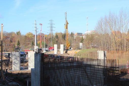 Budowa estakady tramwajowej w ulicy Krasickiego (3 listopada 2022)