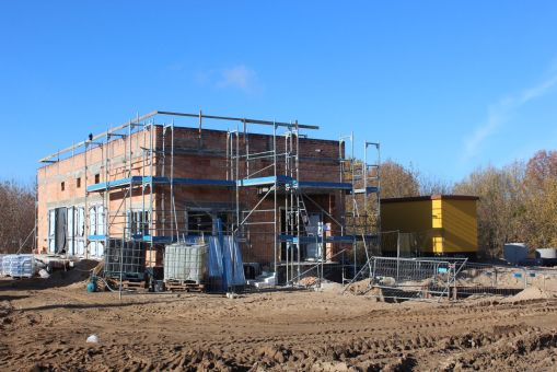 Budowa linii tramwajowej w ulicy Krasickiego - budowa podstacji trakcyjnej (3 listopada 2022)