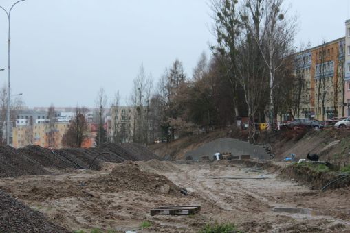 Budowa linii tramwajowej w ulicy Krasickiego, w pobliżu skrzyżowania z ulicą Wańkowicza (15 stycznia 2023)