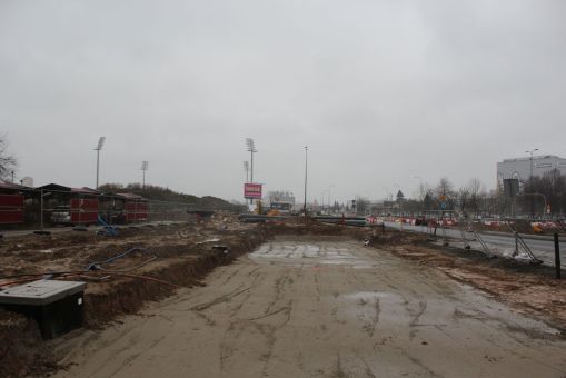 Budowa linii tramwajowej w ulicy Wyszyńskiego, między aleją Piłsudskiego a ulicą Żołnierską (15 stycznia 2023)