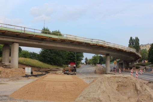 Budowa estakady tramwajowej w ulicy Krasickiego (5 lipca 2023)