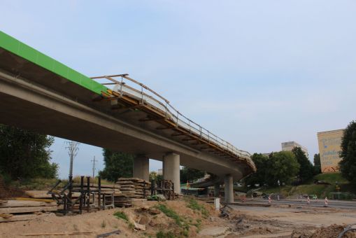 Budowa estakady tramwajowej w ulicy Krasickiego (5 lipca 2023)