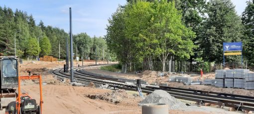 Budowa linii tramwajowej w ulicy Krasickiego, w pobliżu skrzyżowania z ulicą Barcza (29 lipca 2023)