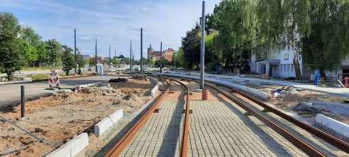 Budowa linii tramwajowej w ulicy Krasickiego, w pobliżu przystanku Boenigka (29 lipca 2023)