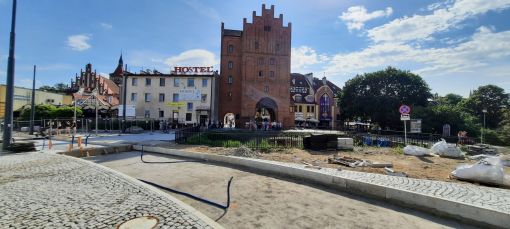 Budowa linii tramwajowej na placu Jedności Słowiańskiej (29 lipca 2023)