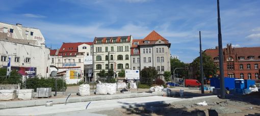 Budowa linii tramwajowej na placu Jedności Słowiańskiej - przystanek końcowy Wysoka Brama (29 lipca 2023)