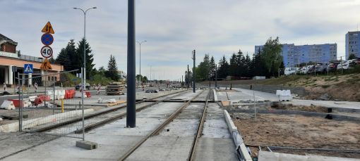 Budowa linii tramwajowej w ulicy Wyszyńskiego, w pobliżu skrzyżowania z ulicami Żołnierską i Augustowską (29 lipca 2023)
