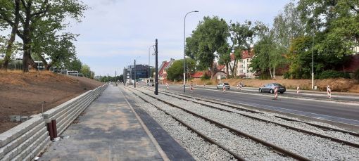 Budowa linii tramwajowej w ulicy Wyszyńskiego, między aleją Piłsudskiego a ulicą Żołnierską (29 lipca 2023)