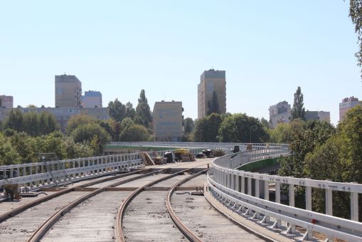 Budowa estakady tramwajowej w ulicy Synów Pułku (17 września 2023)