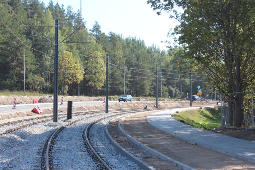 Budowa linii tramwajowej w ulicy Krasickiego, w pobliżu V LO (17 września 2023)