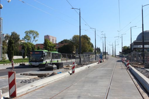 Budowa linii tramwajowej w alei Piłsudskiego - przystanek Planetarium (17 września 2023)