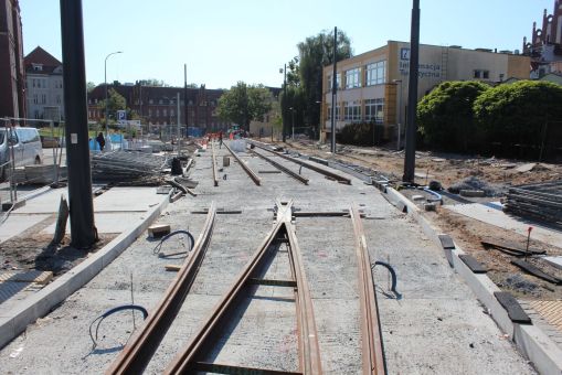 Budowa linii tramwajowej na placu Jedności Słowiańskiej (17 września 2023)