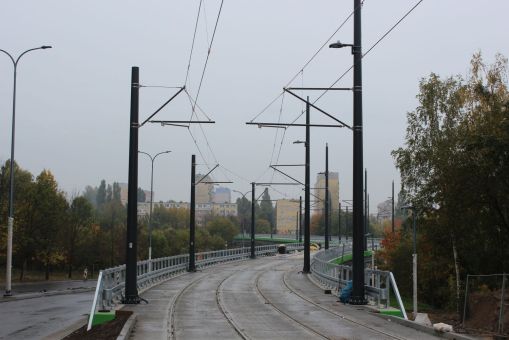 Budowa estakady tramwajowej nad ulicami Synów Pułku i Krasickiego (22 października 2023)