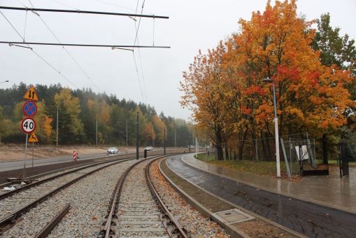 Budowa linii tramwajowej w ulicy Krasickiego, w pobliżu przystanku Carrefour (22 października 2023)