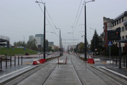 Budowa linii tramwajowej w alei Piłsudskiego - przystanek Hala Urania (22 października 2023)