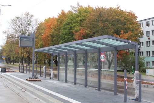 Budowa linii tramwajowej w alei Piłsudskiego - przystanek Stadion Stomil (22 października 2023)