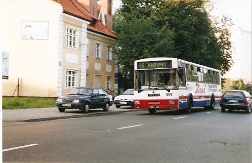 Jelcz 120M #868 na linii 16 na ulicy Jagiellońskiej (31 sierpnia 2005)