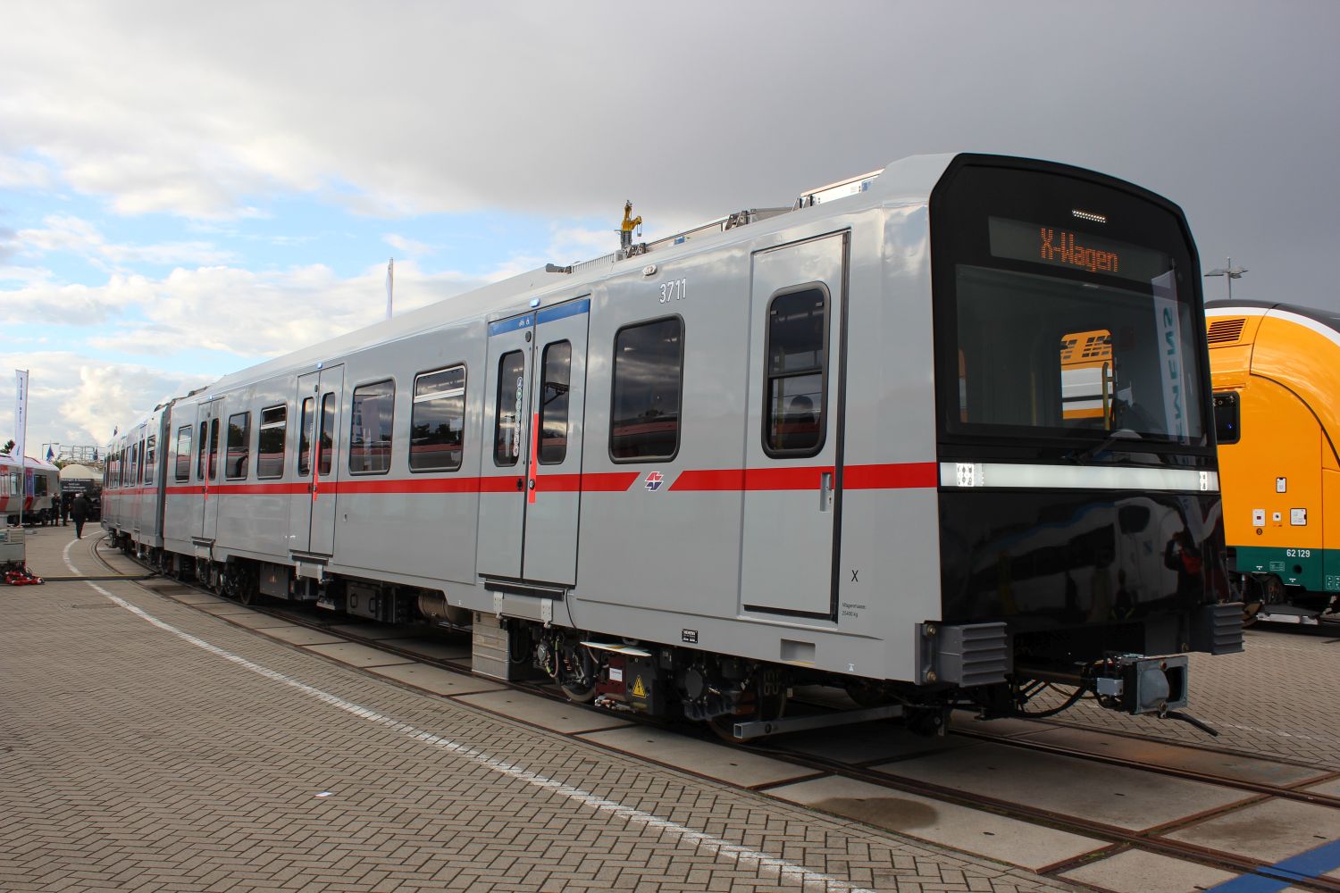 Siemens X-Wagen dla metra w Wiedniu na targach Inno Trans 2022